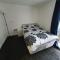 Quiet 2 bedroom flat in Darlington with free parking, wi-fi and more