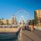 Absolute Beachfront - The Cloisters at Albert Hall - Glenelg