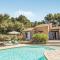 6 Bedroom Stunning Home In Aups