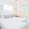Snook Haven - Hot Tub, Pool, Minigolf, Dog Space - Largo