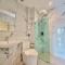 Calamint Residence Hotel ( คาลามิ้นท์)