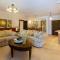 Solaris Methea Deluxe Suites
