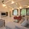 Nexus villa - heart Staycation