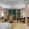 MGM Signature-25-805 Balcony Strip Sphere F1 Views - لاس فيغاس