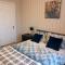 Springfield Apartment - Train to Glasgow or Edinburgh - Private Parking & Wifi - Airdrie