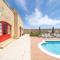 Gaia Holiday Home