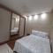 Apartamento com AR Condicionado, Condomínio aconchegante com piscina 2 Qts - 塞拉