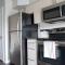 Capitol Hill Modern Studio with Free Parking!