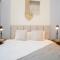 3 Bedroom Family Apartment with Partial Burj Khalifa Views at Top Floor 175BC-3