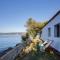 A Factoria Beach House by Prishomes