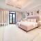 Seaside 5BR Villa with Assistant's Room and Beach Access on Palm Jumeirah by Deluxe Holiday Homes - 迪拜