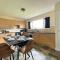 Stunning 3 bedrooms house with Garden and Free Parking