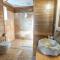 V Chalet Residence