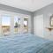 Genuine Holden Beach Ocean front with private pool and great beach views - 霍尔顿海滩