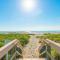 Atrium Condo Superior - Sleeps 4 Guests 116