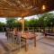 Kubu Bush Lodge