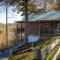 Cozy Cabin: w/ Balcony, Pool Table, Fire pit & BBQ