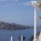 Ambition Suites - Oia