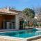 Propriete de 2 chambres avec piscine partagee terrasse et wifi a Saint Saturnin les Apt - Croagnes