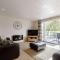 3 Bed in Cirencester HIC02