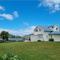 Spectacular Hamilton Lake Views