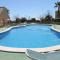 Luxury 2 bed, 2 bath apartment with sea view, central heating and new bathrooms.