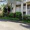 Kuhio Shores- Oceanfront, AC, Ground Floor - كولو