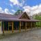 Mountain Crest Pet-friendly Log Cabin with Mountain Views! - Marion