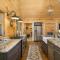 Mountain Crest Pet-friendly Log Cabin with Mountain Views! - Marion