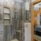 Mountain Crest Pet-friendly Log Cabin with Mountain Views! - Marion