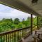 Mountain Over Main Street 5 Min. to Downtown Weaverville, Fire Pit & Views!