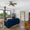 Mountain Over Main Street 5 Min. to Downtown Weaverville, Fire Pit & Views!
