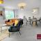 Wokingham - 2 Bedroom Maisonette - With Parking