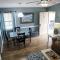 Lazy Palm 4 Pools Short Walk To Beach! Sleeps 5!