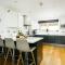 Lakeside property with spa on a nature reserve Bryony HM35 - 萨默福德凯恩斯