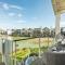 Lakeside property with spa on a nature reserve Bryony HM35