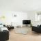Lakeside apartment with spa access on a nature reserve Hazy Blue HM86