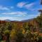 Sterling Retreat Pet Friendly, Hot Tub & Mountain Views!