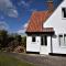 3 Bed in Wighton oc-kt085