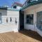 MakiSaki Beach House