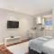 Sandringham 55