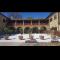 Yellowstone in Chianti Resort e Pool