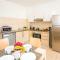 Austin - Coralli Beachfront Apartment