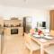 Austin - Coralli Beachfront Apartment