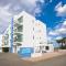 Austin - Coralli Beachfront Apartment