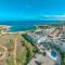 Austin - Coralli Beachfront Apartment