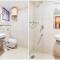 FabHotel VR Stay - Nr Huda City Centre Gurugram