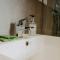 Contemporary flat, Derngate, sleeps 4, very central