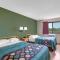 Super 8 by Wyndham Ticonderoga - Ticonderoga