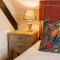 Newly Renovated 4 bed in Tarvin, Near Chester - Sleeps up to 15 - Tarvin